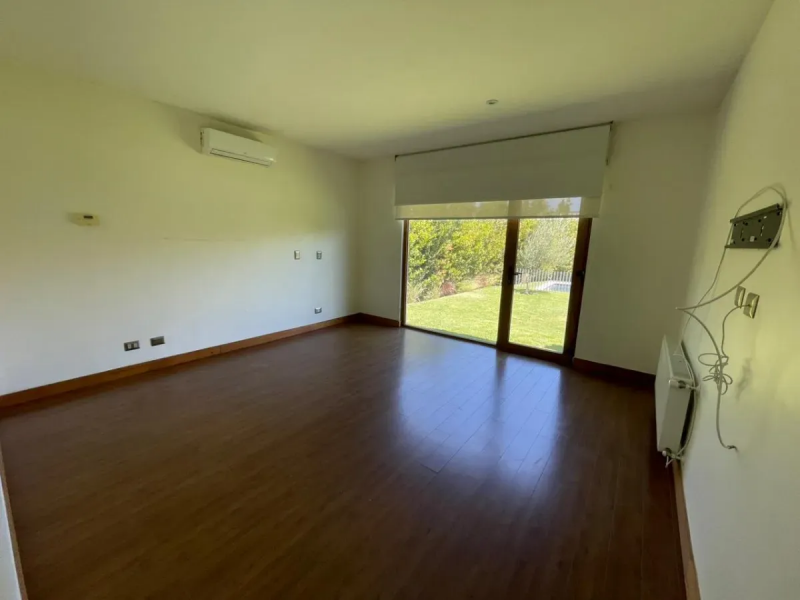 Casa en los Rios, Colina, Hermosa y Moderna Casa