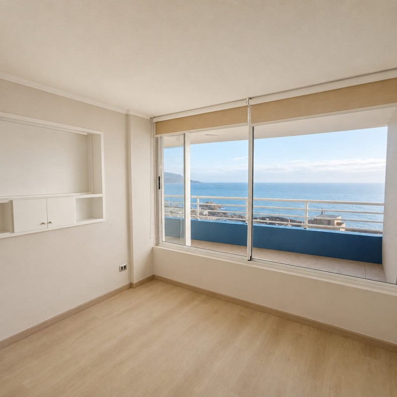 Euromarina 2, Venta