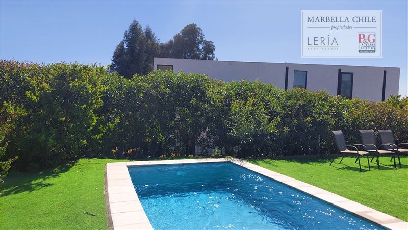 Venta de Moderna Casa en Marbella ,