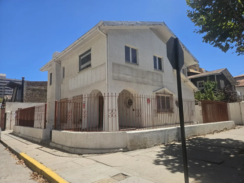 Casa Comercial para Varios Usos