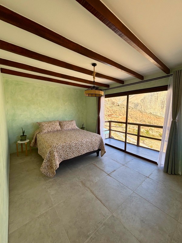 Cochiguaz, Valle del Elqui. Casa Moderna Negocio Cerrado