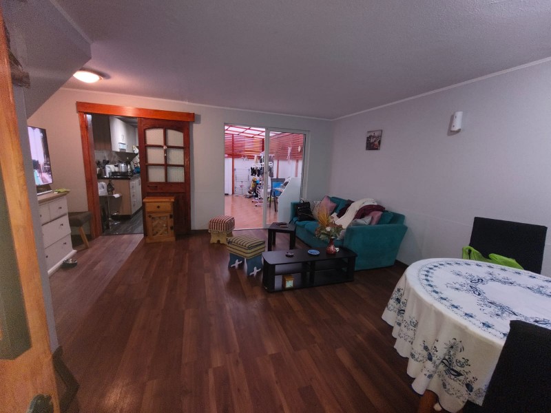 Casa 3 Dorm 2 Ba en Condominio Tamarugos