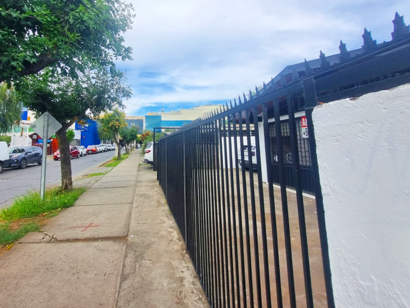 Arriendo Casa Comercial A Pocos Pasos del Mall