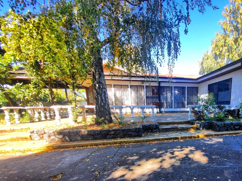 Arriendo Amplia Propiedad de 2.200 M2