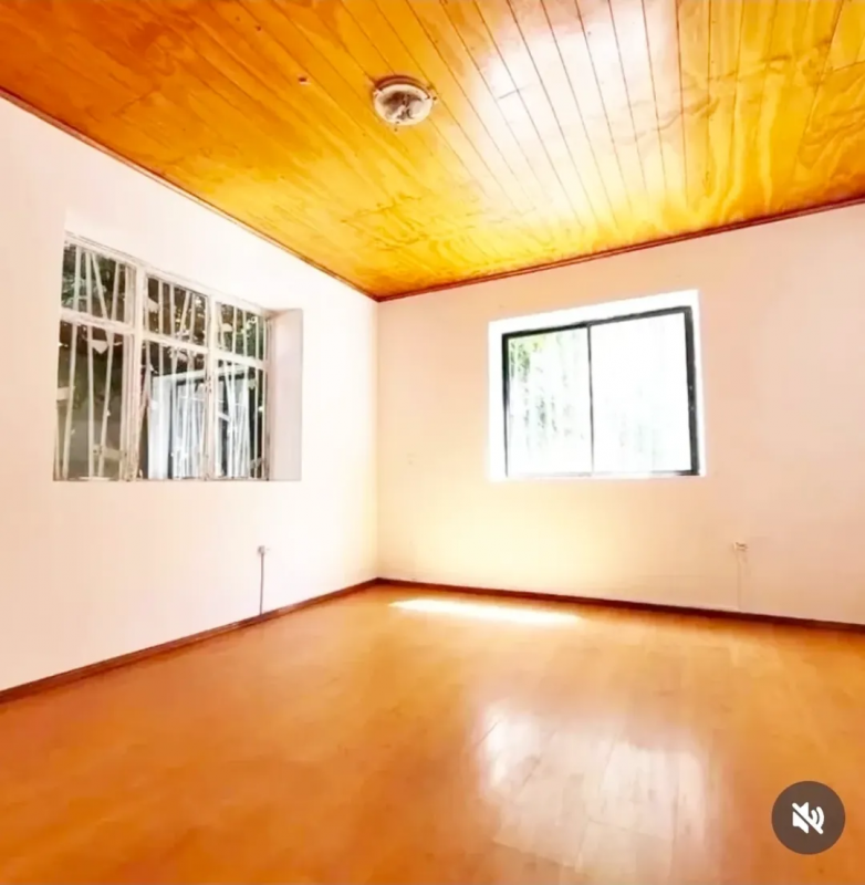 Venta de Casa Central en los Angeles