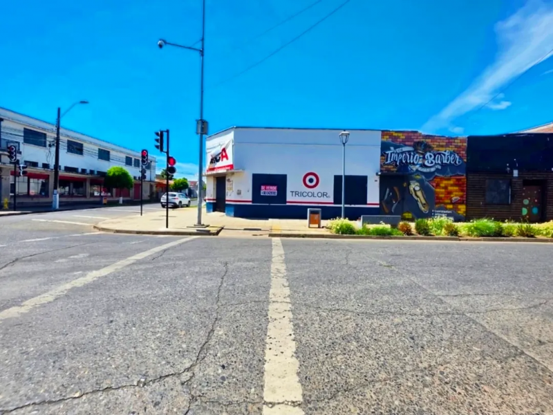 Venta de Local Comercial en la Esquina de la Plaza de Armas
