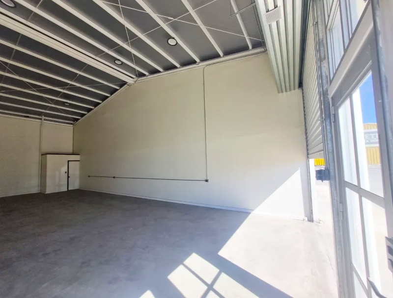 Arriendo Bodegas en Avenida las Industrias