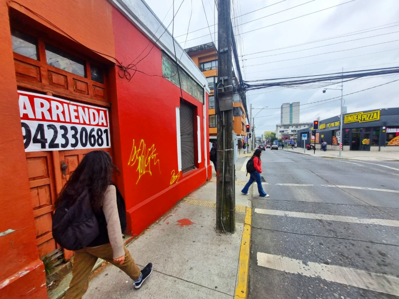 Arriendo Local Comercial en Esquina de Alto Flujo