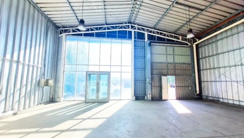 Arriendo Bodegas en Avenida las Industrias