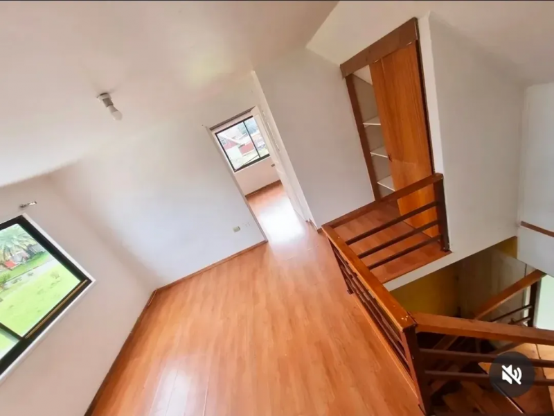 Arriendo Gran Casa Con Amplio Terreno Frontal y Lateral