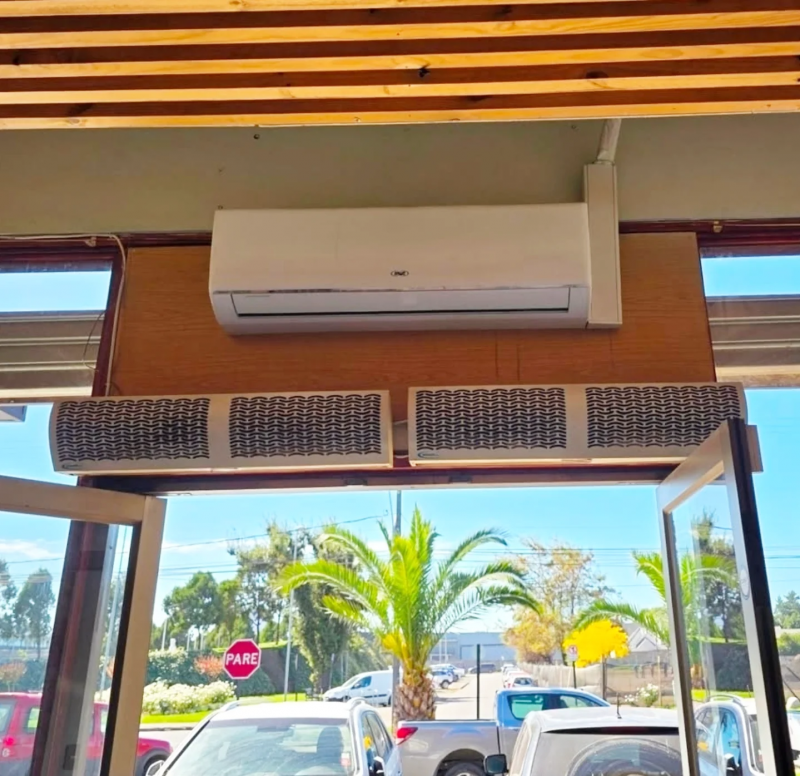 Arriendo Local en Centro Comercial de Avenida Alemania