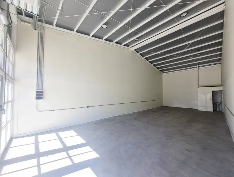 Arriendo Bodegas en Avenida las Industrias