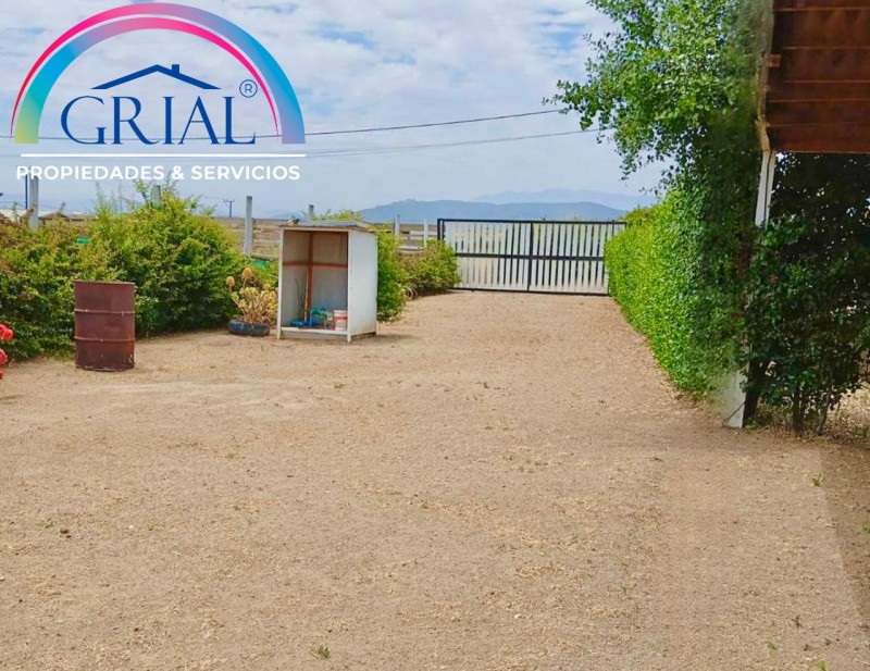 Se Vende Parcela Con Casa Cerca de la Playa en Papudo