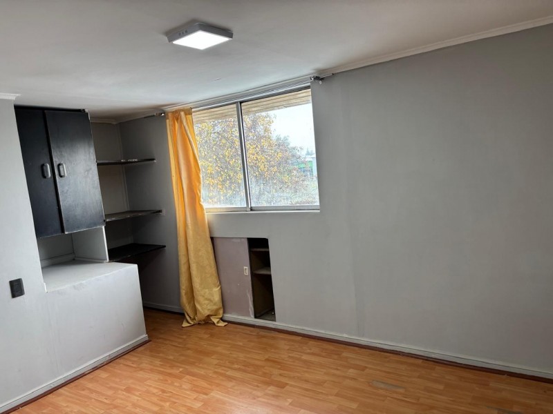 Arriendo Casa Grande en Villa Federico Blest Gana - Linares