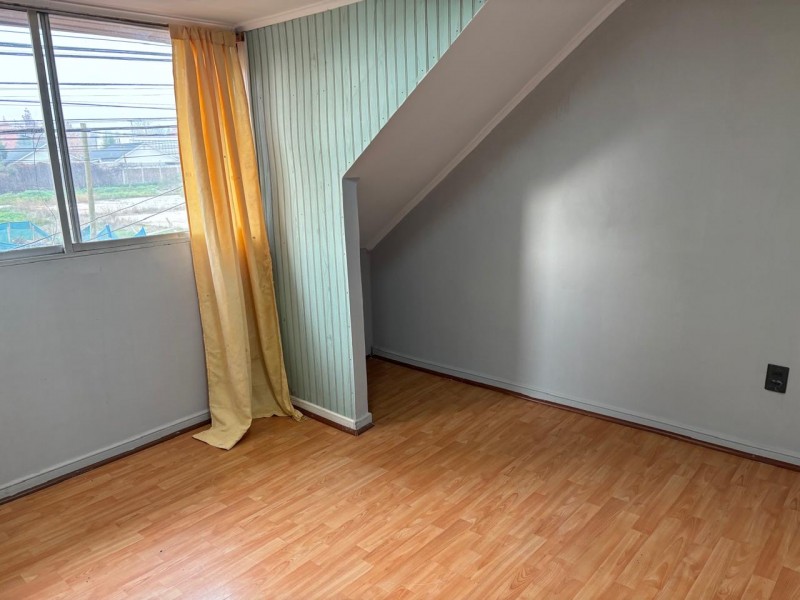 Arriendo Casa Grande en Villa Federico Blest Gana - Linares