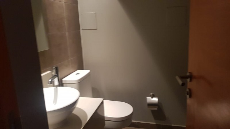 Amplio Departamento en Venta Avda Brazil