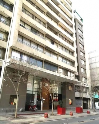 Arriendo Luminoso Departamento un Ambiente, Metro U. Chile