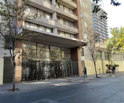 Arriendo Comodo Departamento San Isidro Metro Santa Lucia