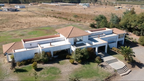 Gran Casa Chilena-Moderna de 7dorm.6bañ sitio 3Hect Romeral