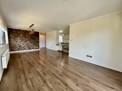 Luminoso departamento con vista despejada en Vista Linderos