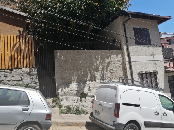 Gran Propiedad en Venta, 3 Casas, 2 Rol, Valparaíso.