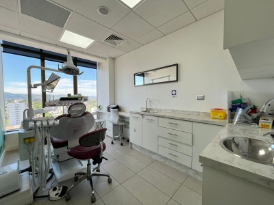 Fotografía de Vendemos Clínica Dental Equipada en el Centro de Talca