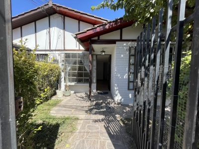 Se Vende Casa sólida 160 m2 terreno 4D-1B-3E, Pje del Virrey