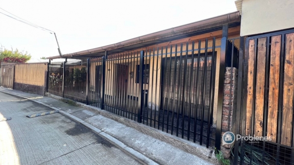 Amplia Casa 3D, 2B en Barrio Residencial de Quilicura