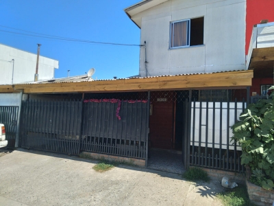 Casa de Dos Pisos , en Villa Nueva