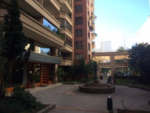 Excelente y central departamento