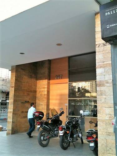 Se Arrienda Impecable Departamento Ubicado Santiago Centro