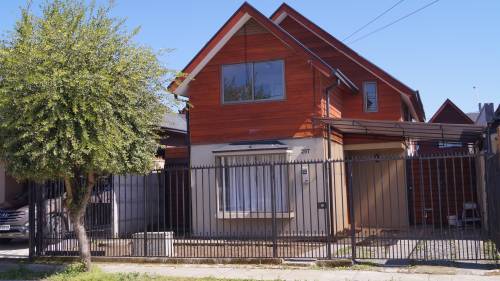 COMODA CASA EN VILLA LOS PORTONES