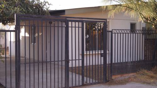 LINDA CASA DE 2 DORMITORIOS, PARA FAMILIA PEQUEÑA
