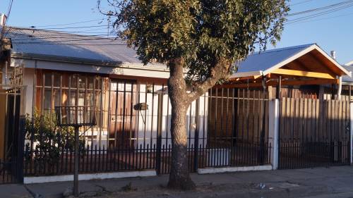 CONFORTABLE CASA EN VILLA MEZA SECO