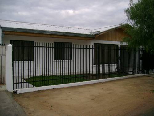 CONFORTABLE CASA EN SEGURO SECTOR SUR DE LINARES