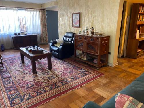 EXCELENTE CASA SOLIDA  A TRES CUADRAS CENTRO DE LINARES