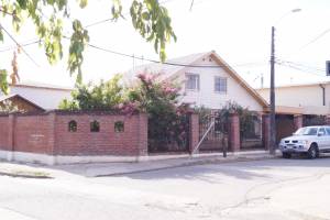 Amplia casa en arriendo en sector no poniente de Linares.