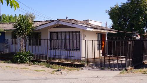 CASA DE 1 PISO, 3 DORMITORIOS EN VILLA ACHIBUENO