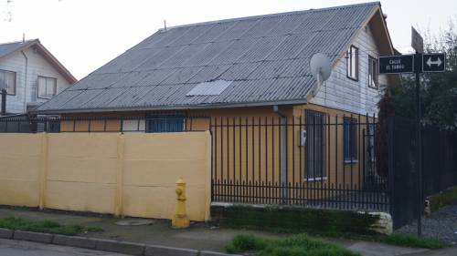 CASA 3 DORMITORIOS, 1 BAÑO , ESTACIONAMIENTO