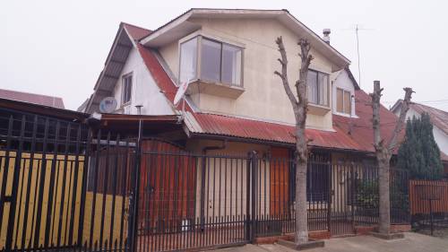 AMPLIA Y COMODA CASA EN SECTOR SUR ORIENTE DE LINARES