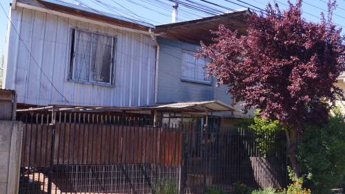 casa dos pisos, ampliada, en Villa Conaviccop, Linares