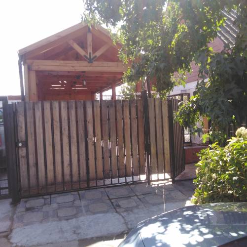 Casa en Villa Puerta Norte, Cerca de  Circunvalación