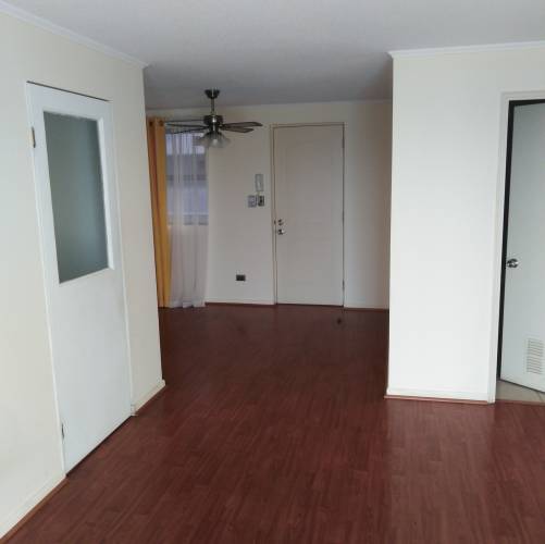 Departamento de 2 Dormitorios, 1 Baño, Cocina Amoblada.